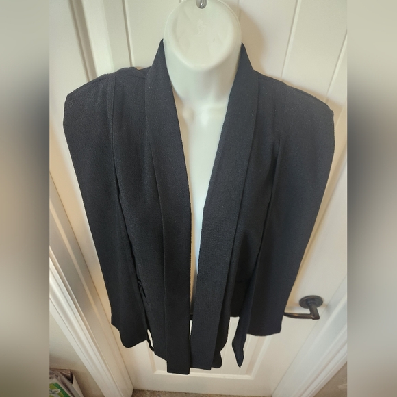 Sophie Rue No. 1 Drape Cape in Stark Black Size Medium | EUC Like New - Picture 7 of 13